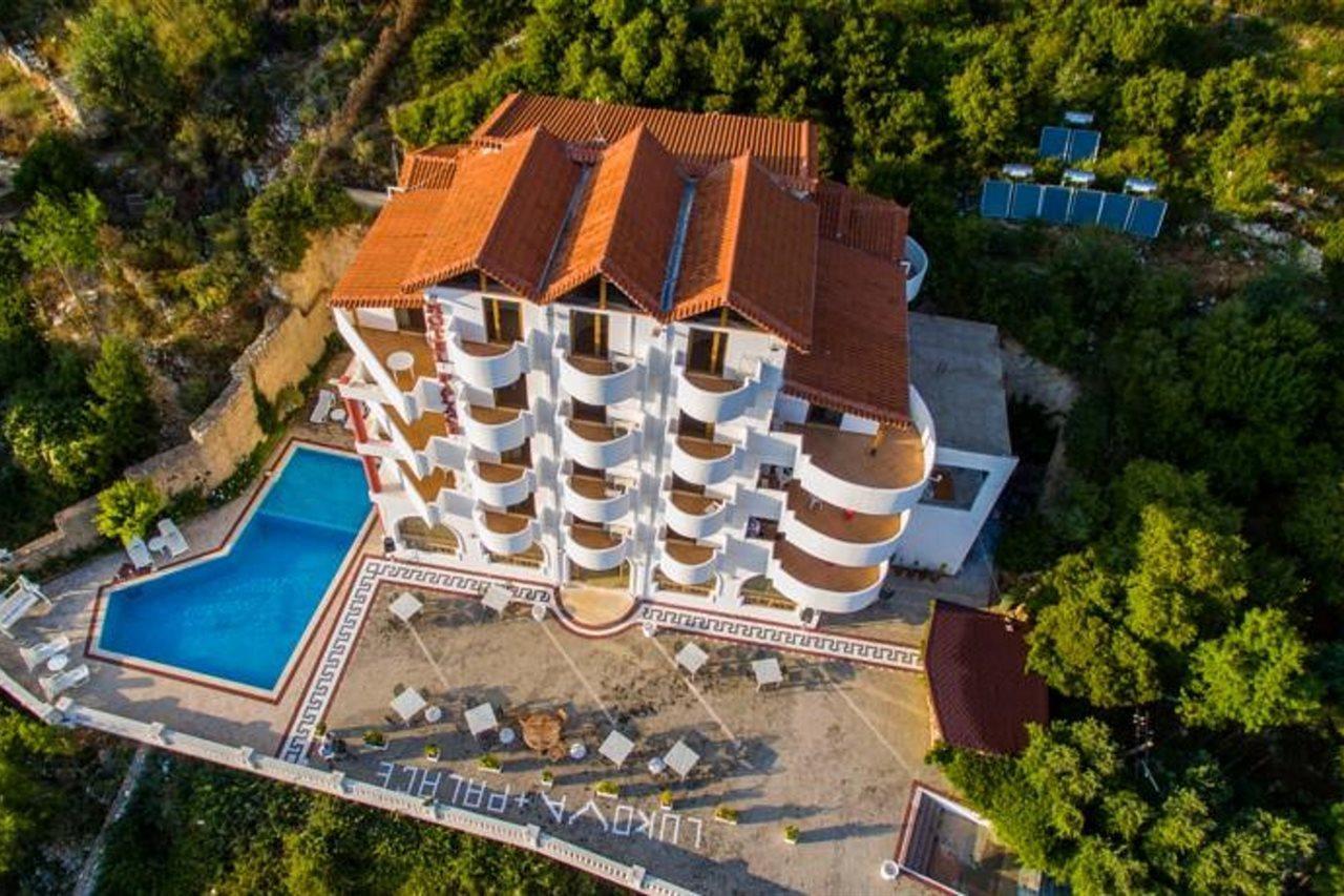 Paradise Lukova Hotel מראה חיצוני תמונה